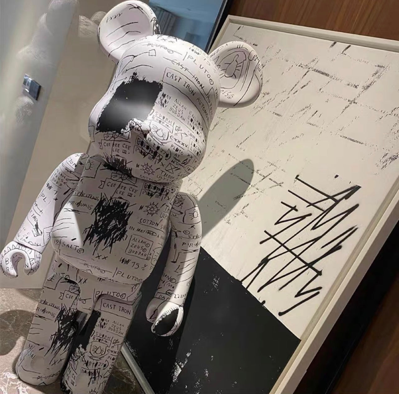 BEARBRICK #06 JEAN-MICHEL BASQUIAT V3 - 1000% FIGURE